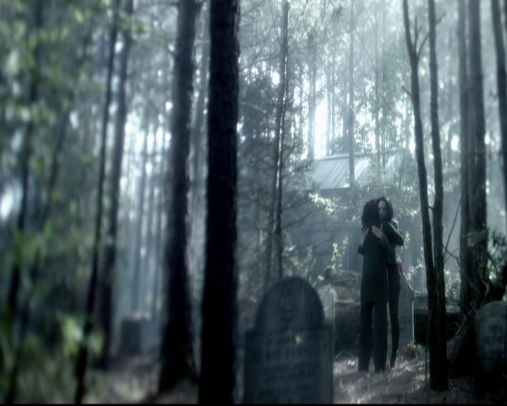 VampireDiariesWorld-dot-org_5x22Home1289.jpg