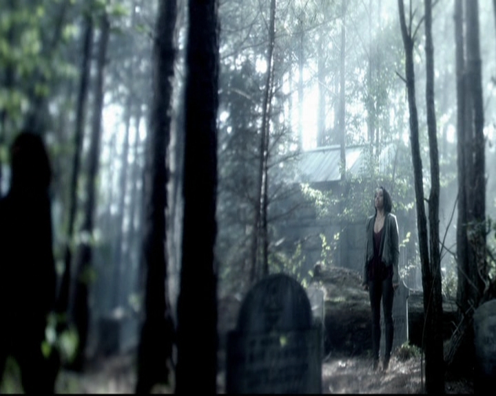 VampireDiariesWorld-dot-org_5x22Home1297.jpg