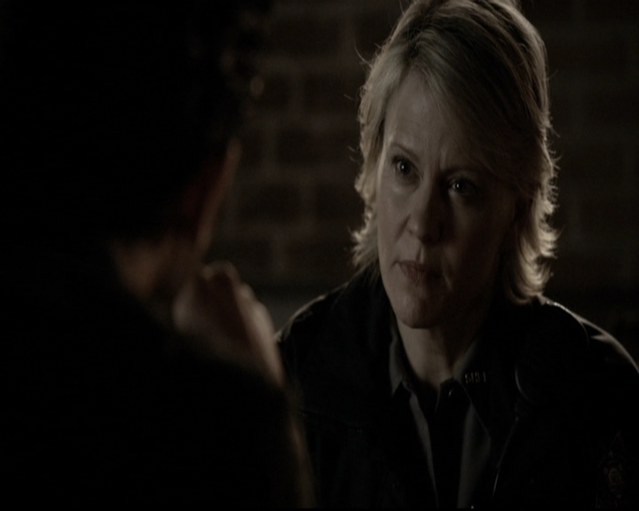 VampireDiariesWorld-dot-org_5x22Home1336.jpg