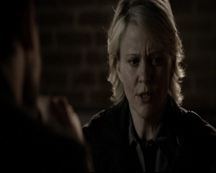 VampireDiariesWorld-dot-org_5x22Home1340.jpg