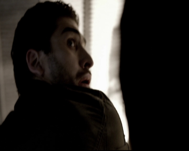 VampireDiariesWorld-dot-org_5x22Home1355.jpg