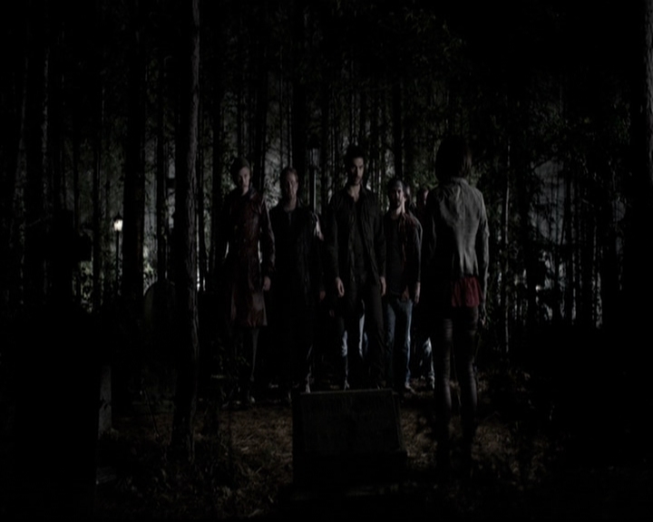 VampireDiariesWorld-dot-org_5x22Home1506.jpg