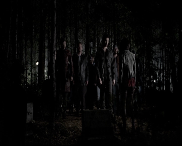 VampireDiariesWorld-dot-org_5x22Home1508.jpg