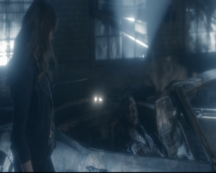 VampireDiariesWorld-dot-org_5x22Home1553.jpg