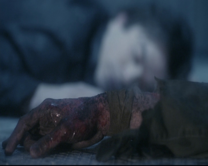 VampireDiariesWorld-dot-org_5x22Home1581.jpg
