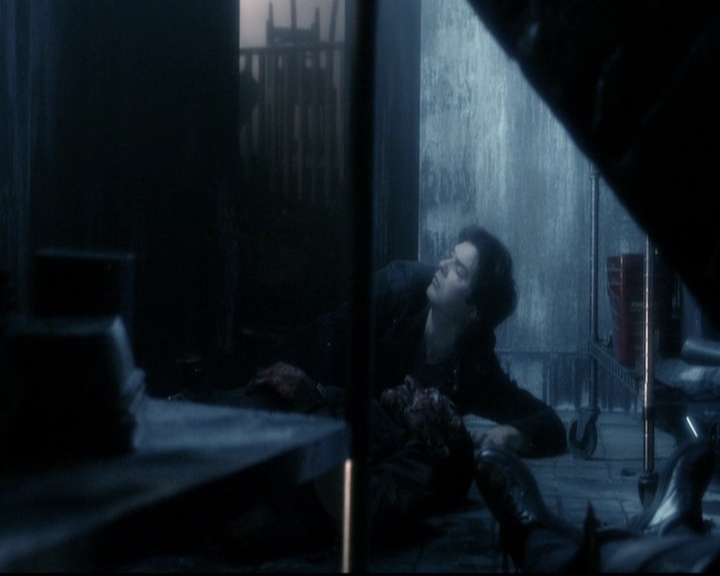 VampireDiariesWorld-dot-org_5x22Home1589.jpg