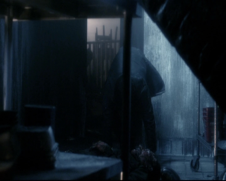 VampireDiariesWorld-dot-org_5x22Home1594.jpg