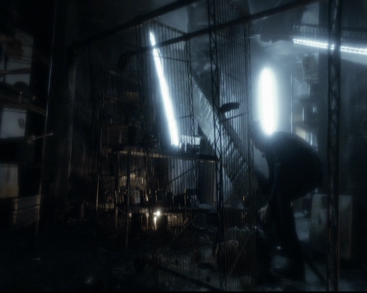 VampireDiariesWorld-dot-org_5x22Home1609.jpg
