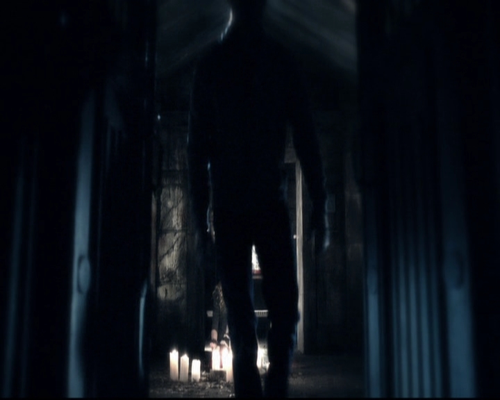 VampireDiariesWorld-dot-org_5x22Home1648.jpg