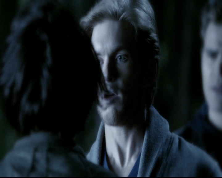 VampireDiariesWorld-dot-org_5x22Home1656.jpg