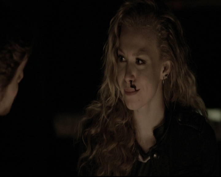 VampireDiariesWorld-dot-org_5x22Home1666.jpg