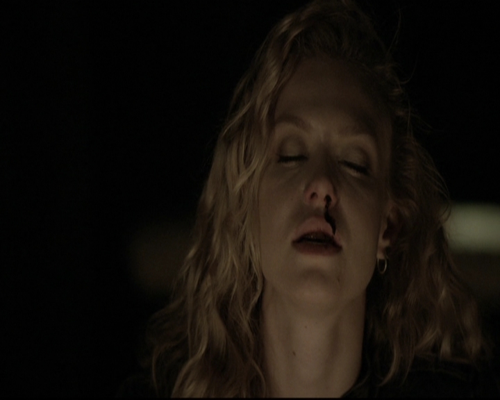 VampireDiariesWorld-dot-org_5x22Home1681.jpg
