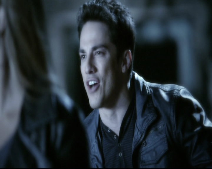 VampireDiariesWorld-dot-org_5x22Home1685.jpg