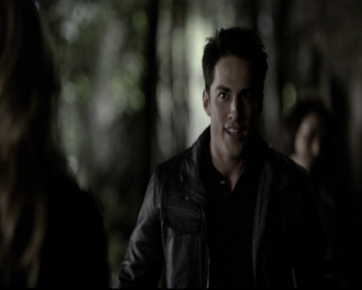VampireDiariesWorld-dot-org_5x22Home1706.jpg