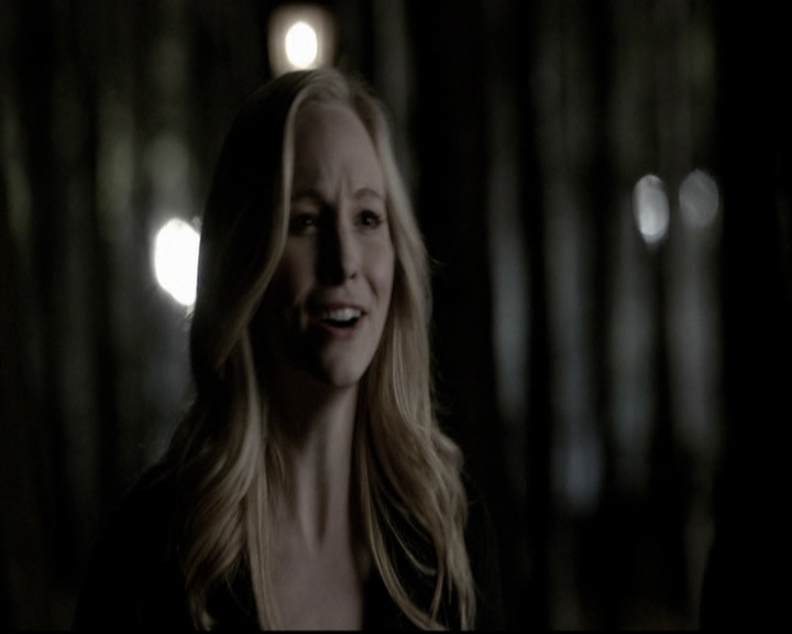 VampireDiariesWorld-dot-org_5x22Home1707.jpg