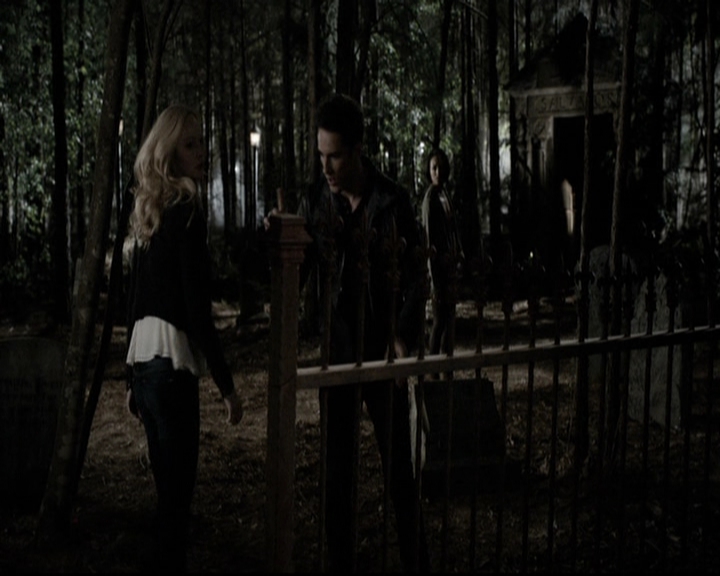 VampireDiariesWorld-dot-org_5x22Home1717.jpg