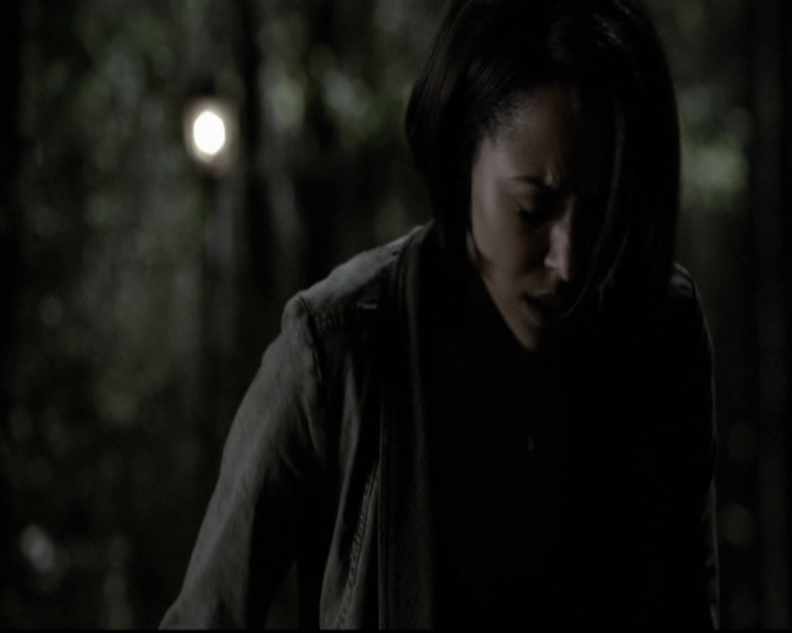 VampireDiariesWorld-dot-org_5x22Home1766.jpg