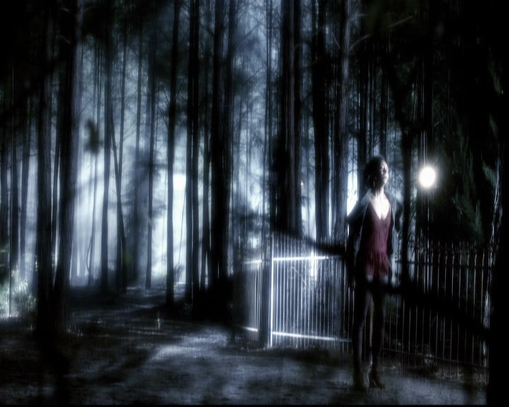 VampireDiariesWorld-dot-org_5x22Home1799.jpg