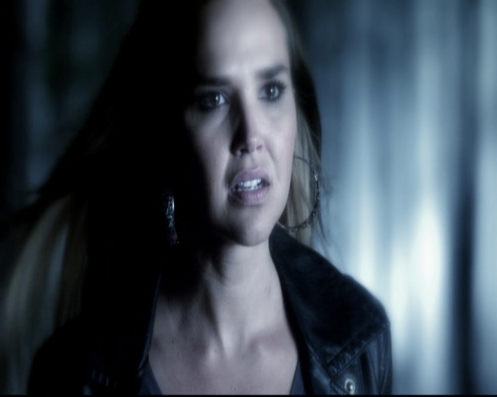 VampireDiariesWorld-dot-org_5x22Home1813.jpg