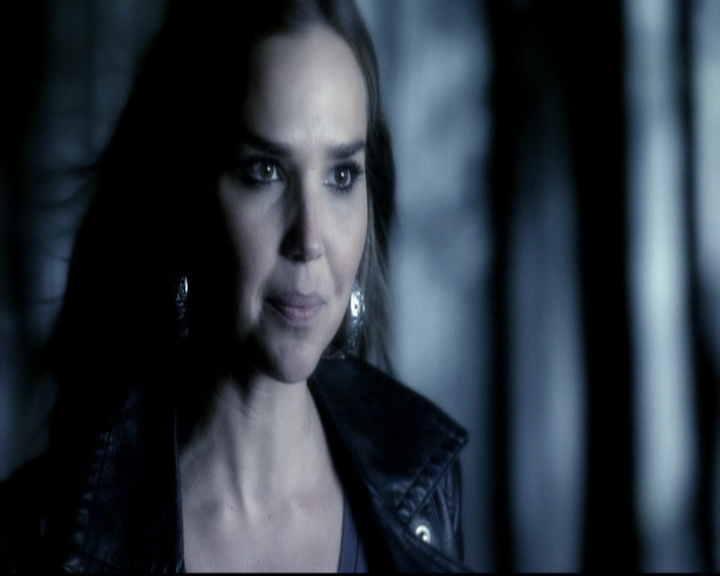 VampireDiariesWorld-dot-org_5x22Home1833.jpg