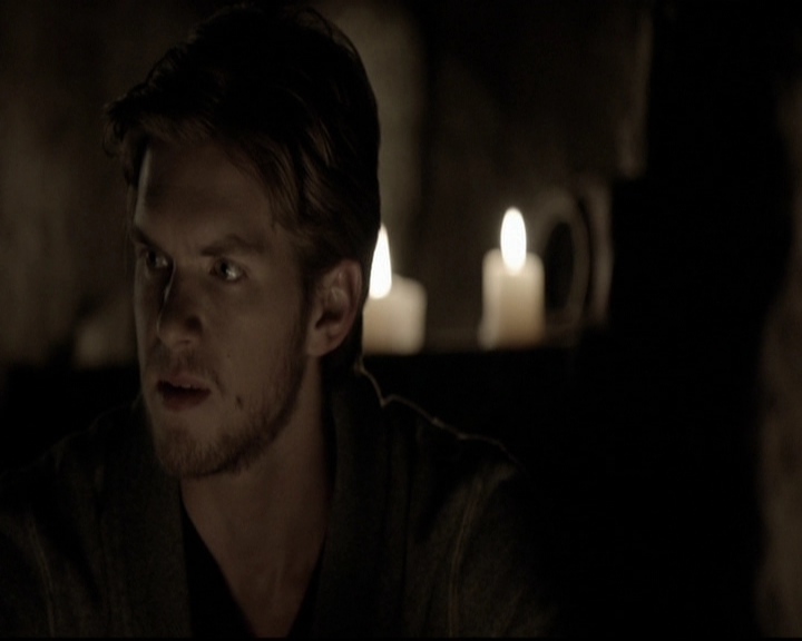 VampireDiariesWorld-dot-org_5x22Home1865.jpg