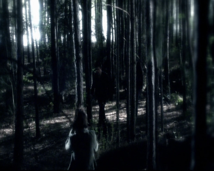 VampireDiariesWorld-dot-org_5x22Home1870.jpg