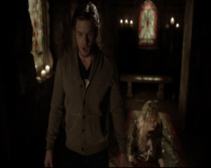 VampireDiariesWorld-dot-org_5x22Home1882.jpg