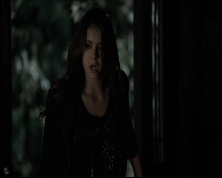 VampireDiariesWorld-dot-org_5x22Home1919.jpg