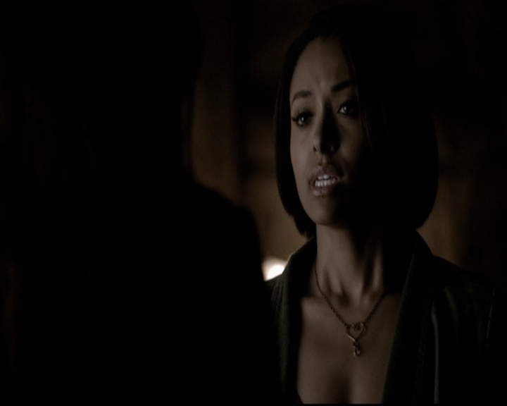VampireDiariesWorld-dot-org_5x22Home1930.jpg