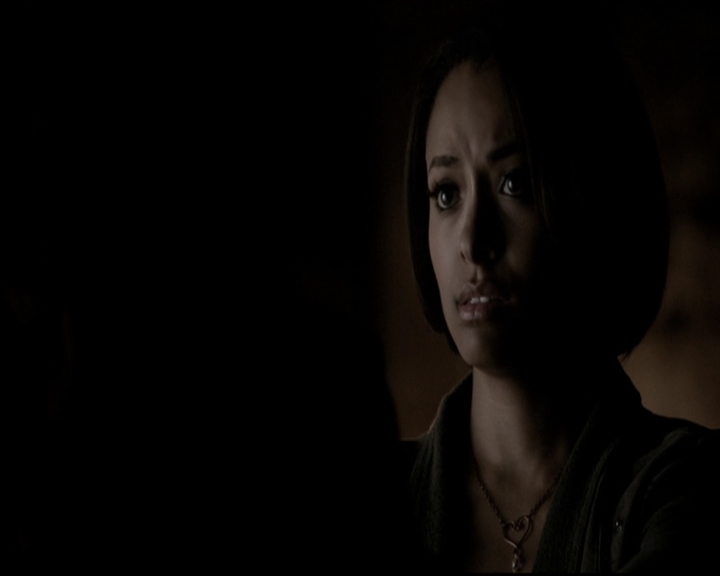 VampireDiariesWorld-dot-org_5x22Home1933.jpg