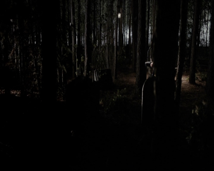 VampireDiariesWorld-dot-org_5x22Home1975.jpg
