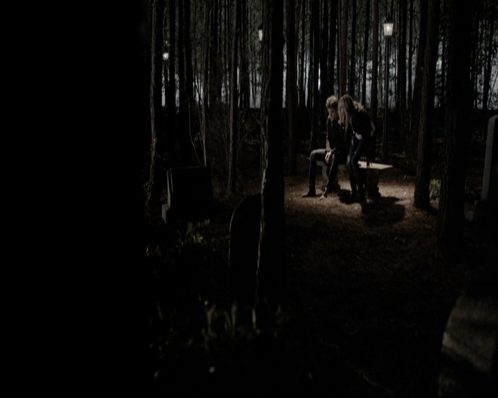 VampireDiariesWorld-dot-org_5x22Home1985.jpg