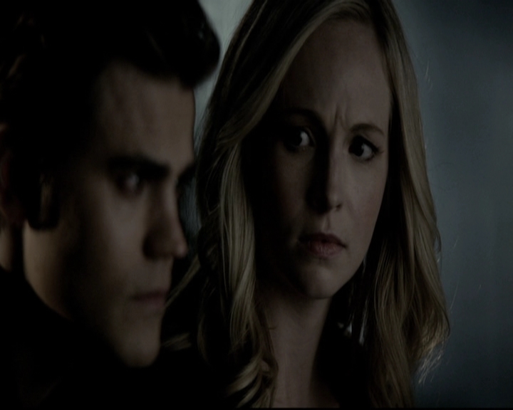 VampireDiariesWorld-dot-org_5x22Home2001.jpg