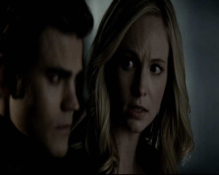 VampireDiariesWorld-dot-org_5x22Home2002.jpg