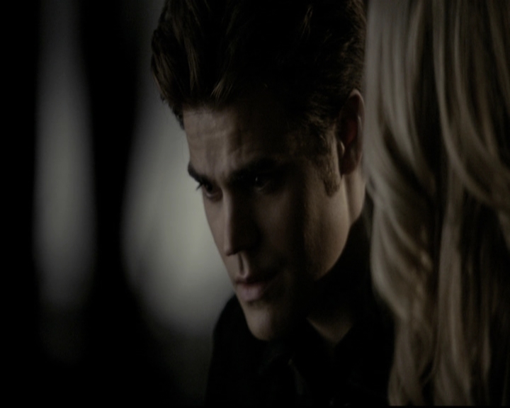 VampireDiariesWorld-dot-org_5x22Home2020.jpg