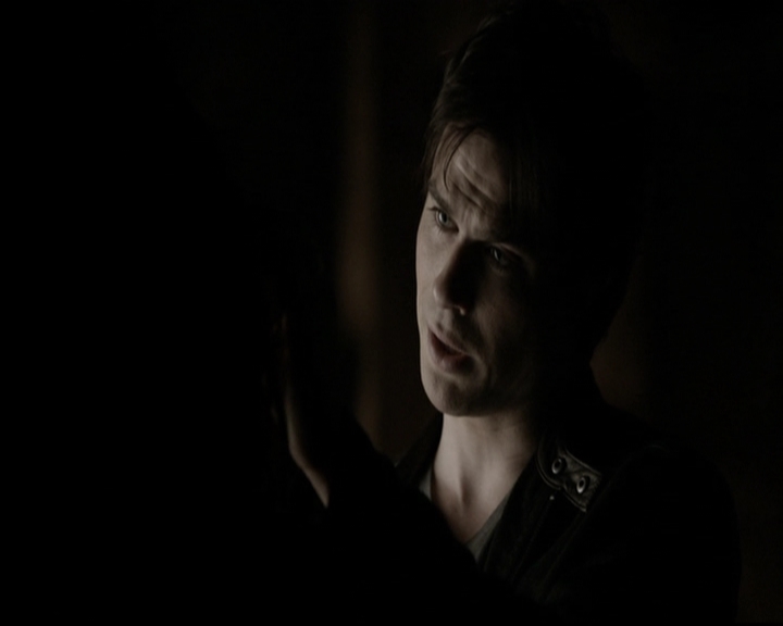 VampireDiariesWorld-dot-org_5x22Home2048.jpg