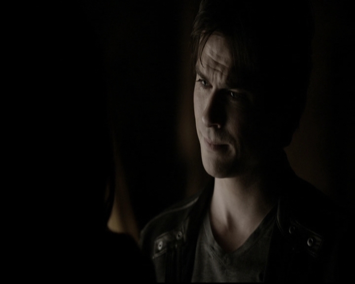 VampireDiariesWorld-dot-org_5x22Home2063.jpg