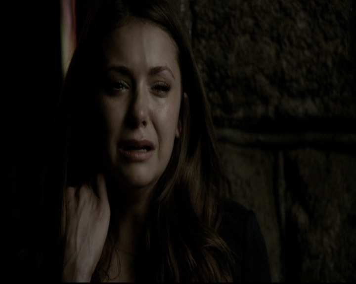 VampireDiariesWorld-dot-org_5x22Home2123.jpg