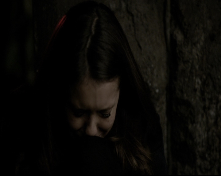 VampireDiariesWorld-dot-org_5x22Home2134.jpg