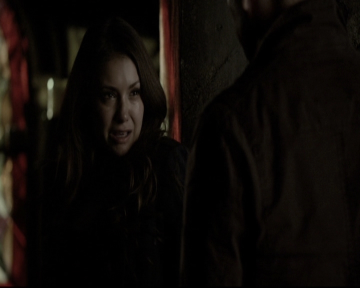 VampireDiariesWorld-dot-org_5x22Home2228.jpg