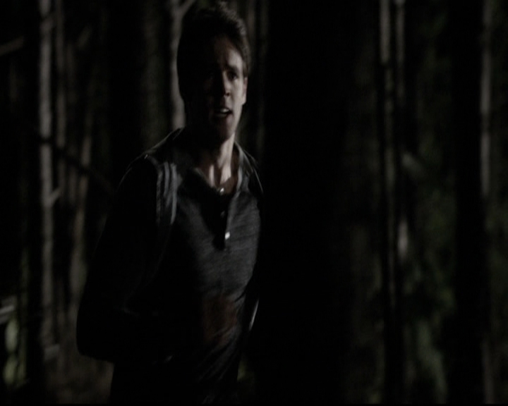 VampireDiariesWorld-dot-org_5x22Home2252.jpg