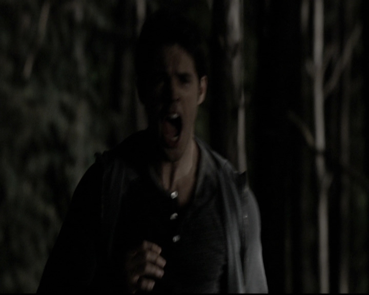 VampireDiariesWorld-dot-org_5x22Home2263.jpg