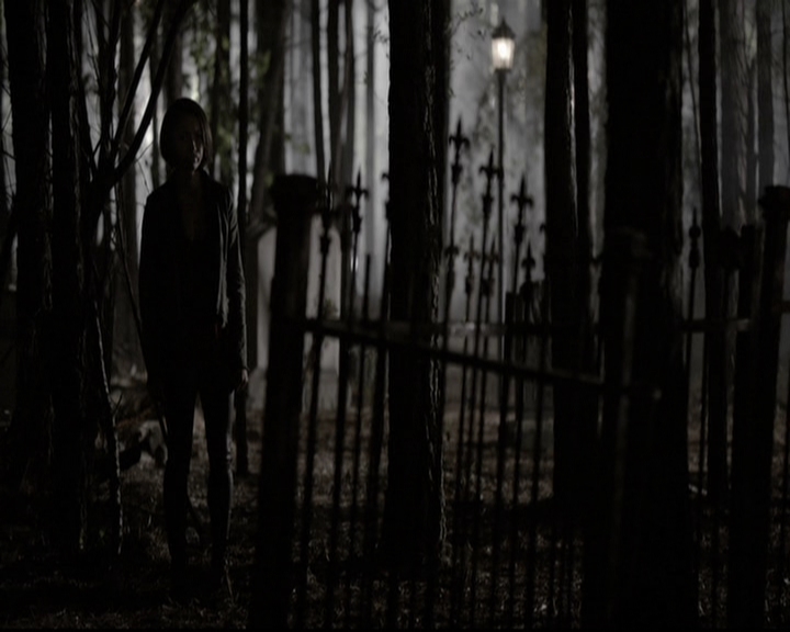VampireDiariesWorld-dot-org_5x22Home2267.jpg