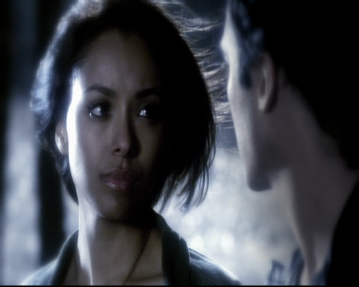 VampireDiariesWorld-dot-org_5x22Home2305.jpg