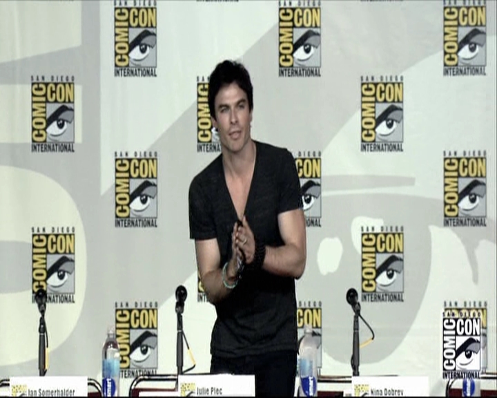 VampireDiariesWorld-dot-org_2013ComicConPanel0027.jpg