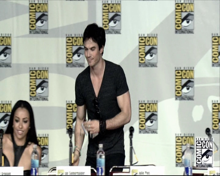 VampireDiariesWorld-dot-org_2013ComicConPanel0028.jpg
