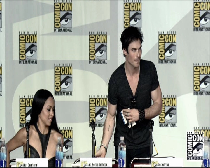 VampireDiariesWorld-dot-org_2013ComicConPanel0029.jpg