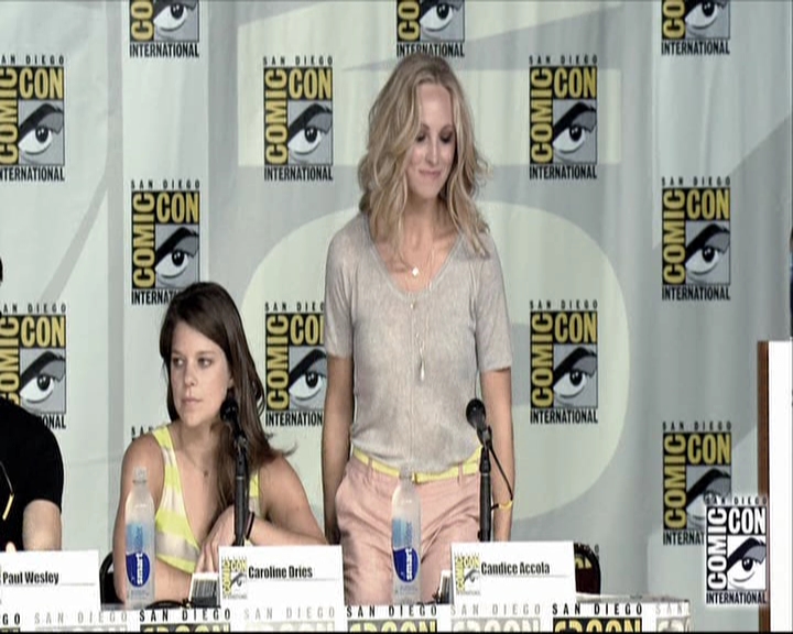 VampireDiariesWorld-dot-org_2013ComicConPanel0113.jpg