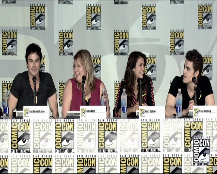 VampireDiariesWorld-dot-org_2013ComicConPanel0192.jpg