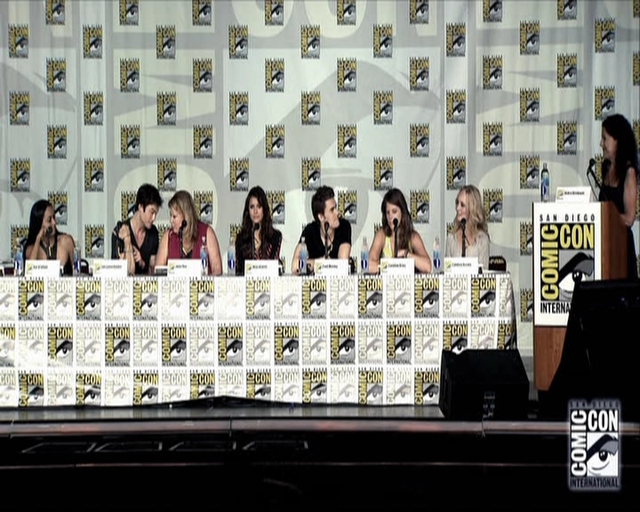 VampireDiariesWorld-dot-org_2013ComicConPanel0333.jpg VampireDiariesWorld-dot-org_2013ComicConPanel0333.jpg